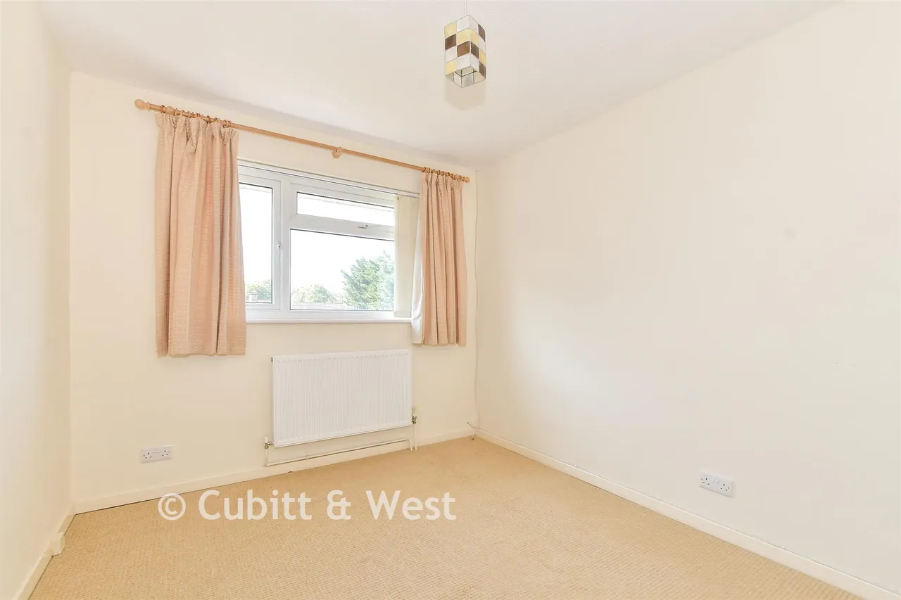 Glebelands, Pulborough, RH20, photo 9