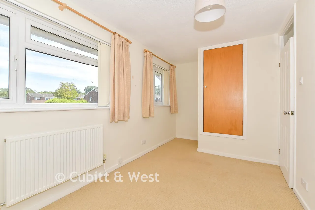 Glebelands, Pulborough, RH20, photo 8