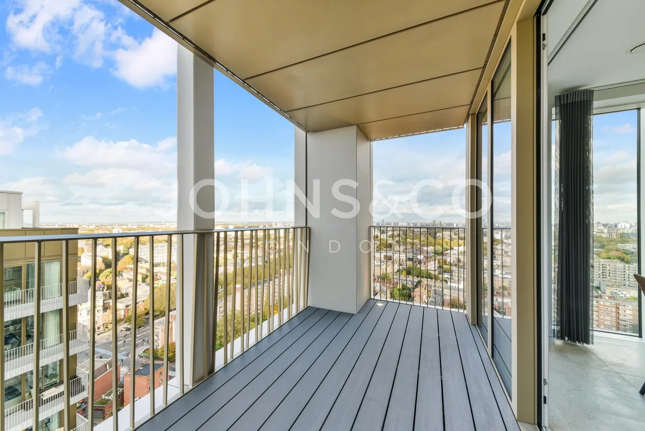 Bouchon Point, Silk District, E1, photo 5