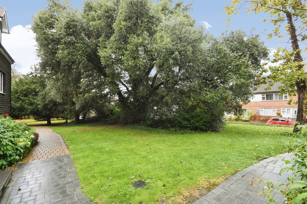 The Causeway, Great Baddow, Chelmsford, photo 9