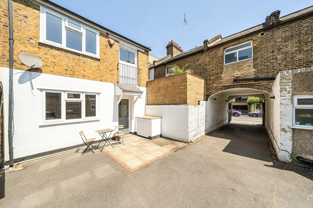 Calvert Road, SE10, photo 17