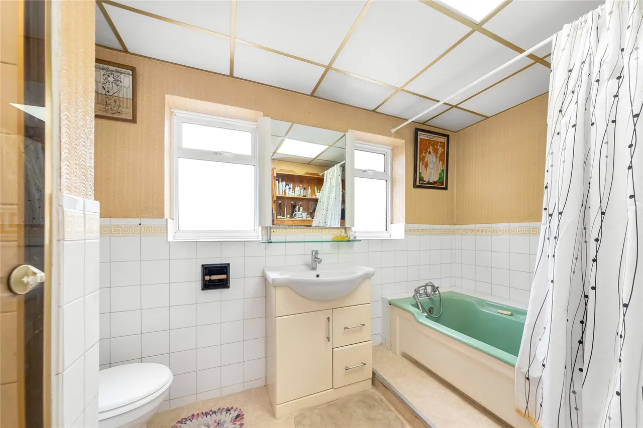 Lancaster Road, London, SE25, photo 13