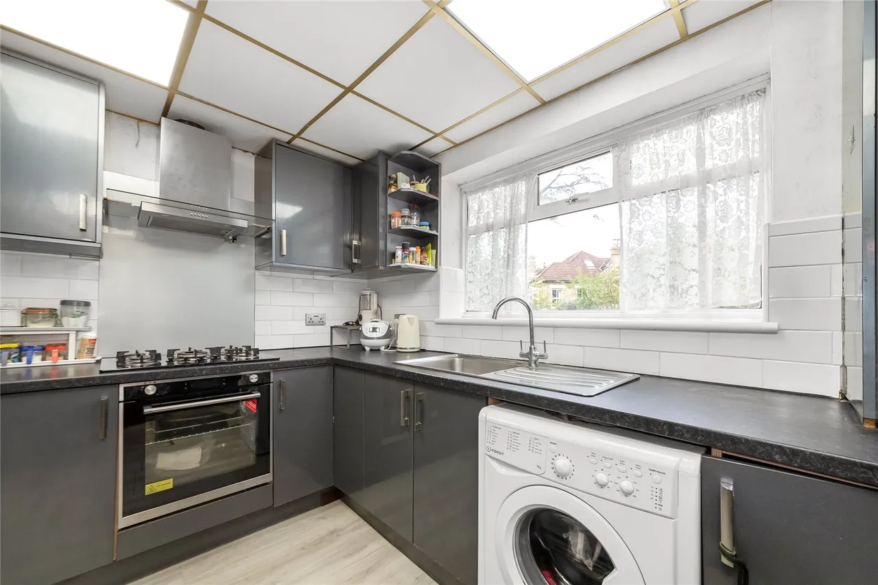 Lancaster Road, London, SE25, photo 3