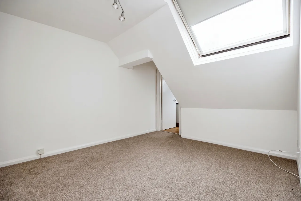 York Road, Guildford, GU1, photo 7