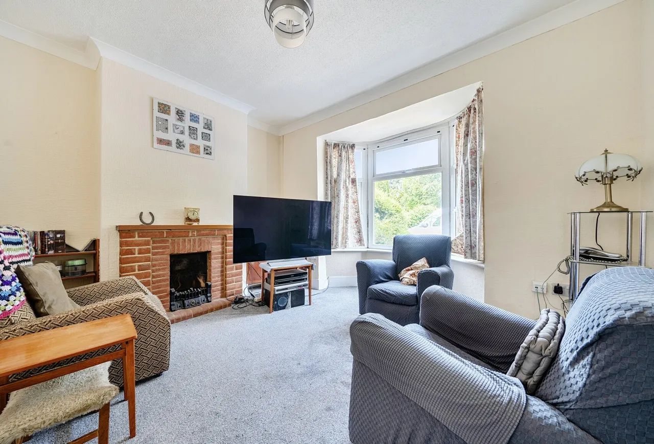 Church Road, Horley, RH6 8AB, photo 5