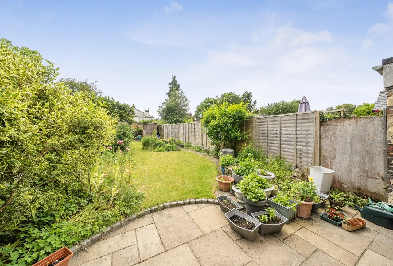 Church Road, Horley, RH6 8AB, photo 10