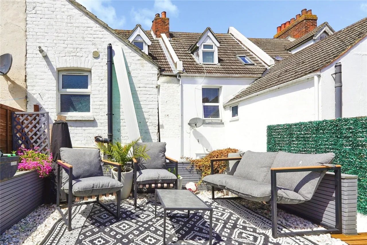Black Bull Road, Folkestone, Kent, CT19, photo 6