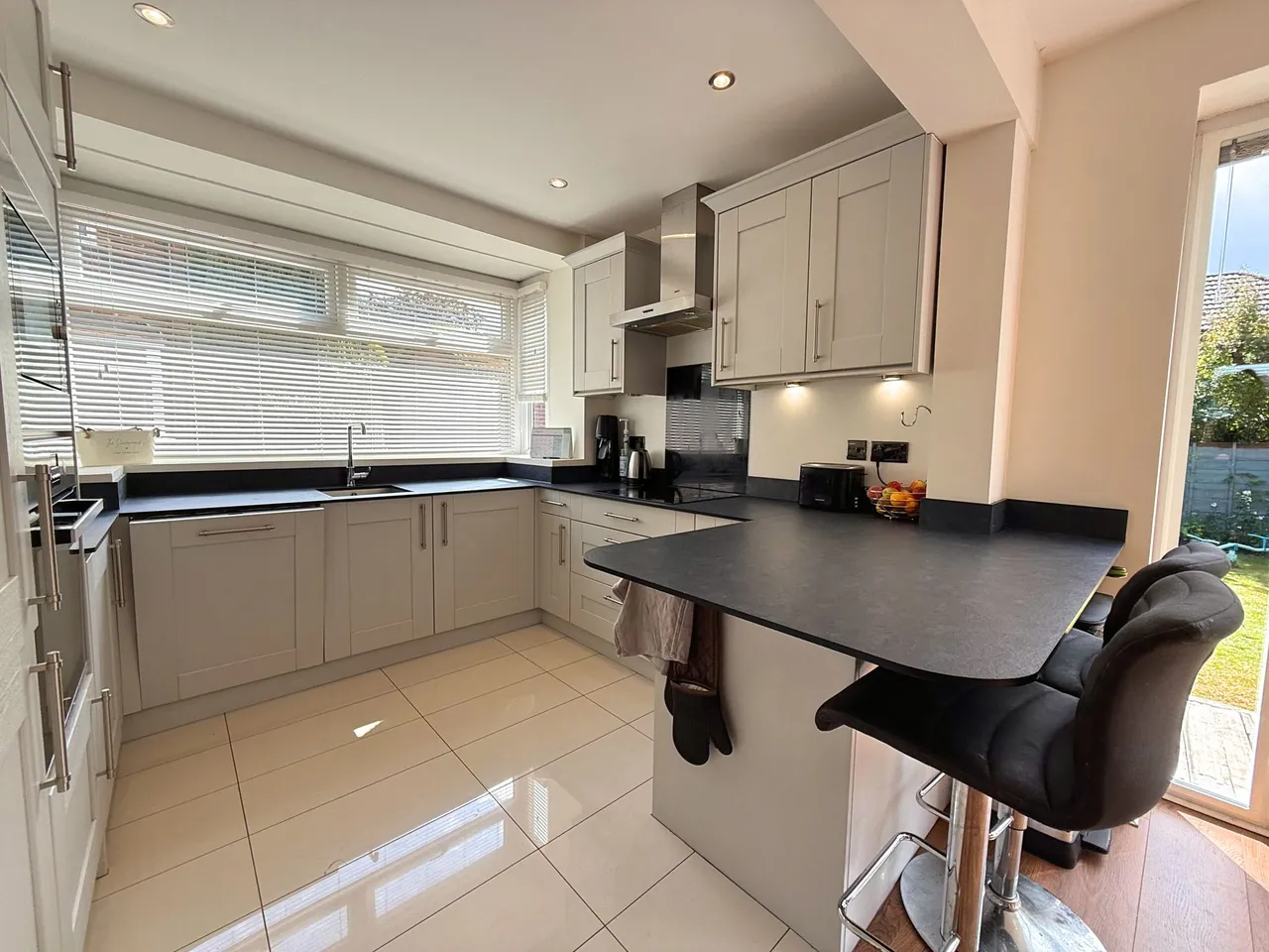 Rothesay Crescent, Sale, photo 11