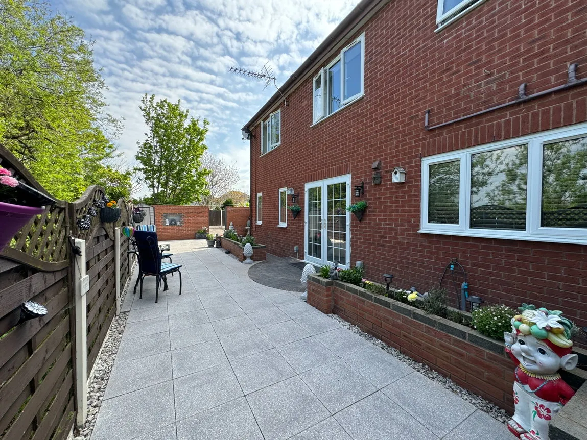 Gwellyn Avenue, Kinmel Bay, Rhyl, Denbighshire, LL18 5HR, photo 28