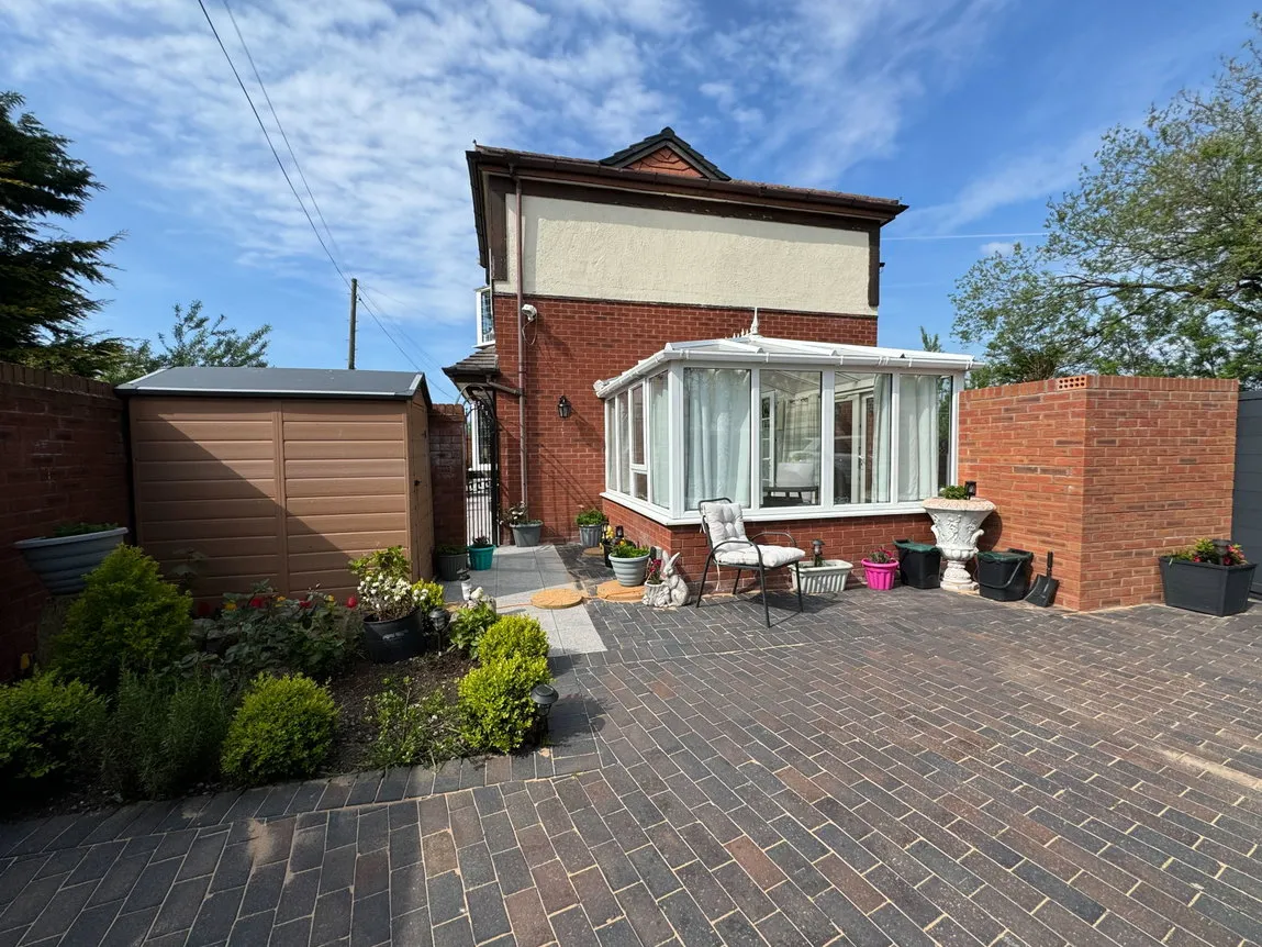 Gwellyn Avenue, Kinmel Bay, Rhyl, Denbighshire, LL18 5HR, photo 24