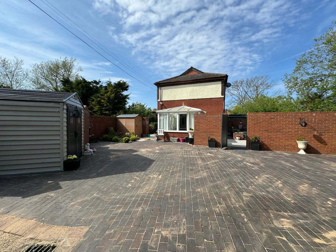 Gwellyn Avenue, Kinmel Bay, Rhyl, Denbighshire, LL18 5HR, photo 29