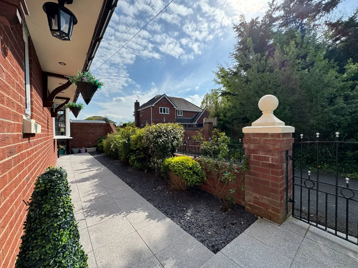 Gwellyn Avenue, Kinmel Bay, Rhyl, Denbighshire, LL18 5HR, photo 32