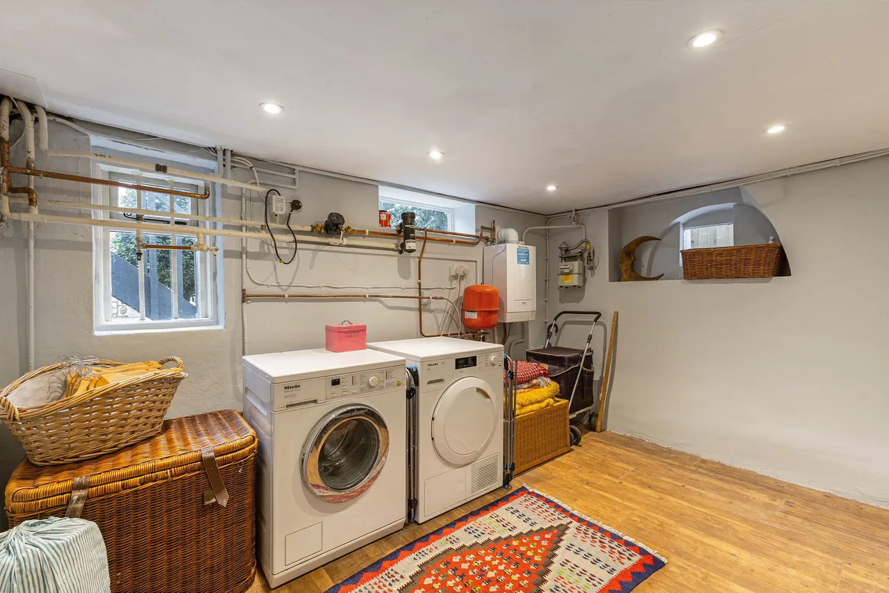 Newtown Road, Newbury, RG14, photo 12