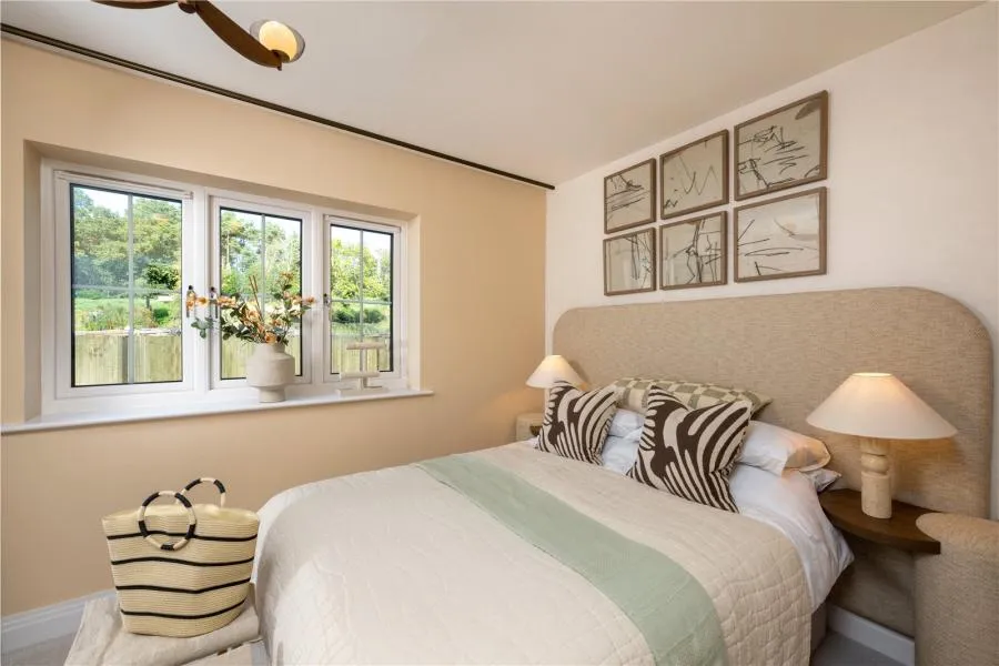 London Road, RG12, photo 7