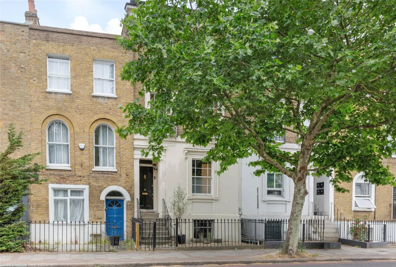 Camberwell New Road, London, SE5, photo 5