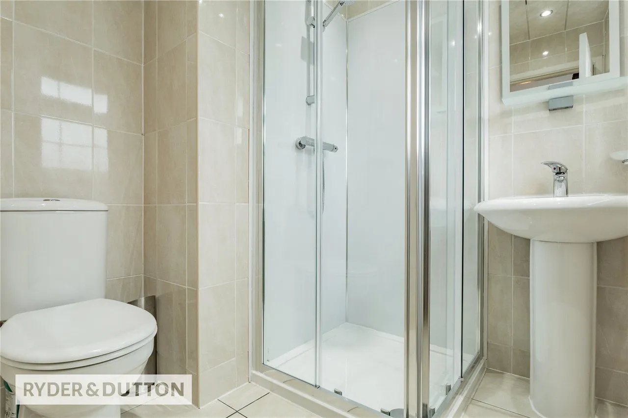 Tyrone Drive, Bamford, OL11, photo 11