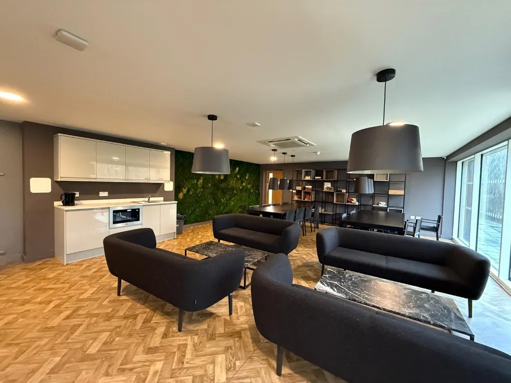 London Road, Newcastle-Under-Lyme, ST5, photo 9