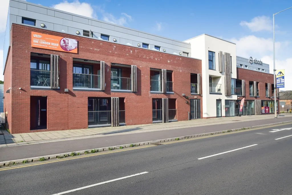 1 bed flat to rent, London Road, Newcastle-Under-Lyme, ST5