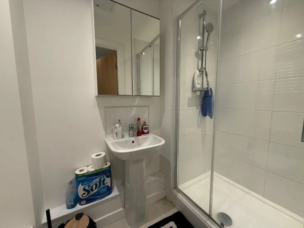 London Road, Newcastle-Under-Lyme, ST5, photo 7