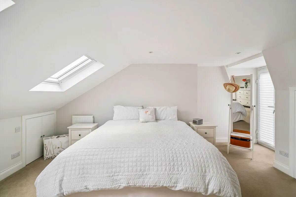 Inman Road, London, SW18, photo 13