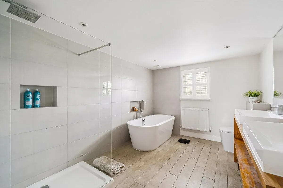 Inman Road, London, SW18, photo 12