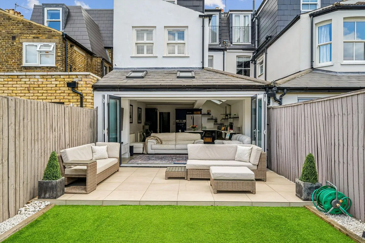 Inman Road, London, SW18, photo 21