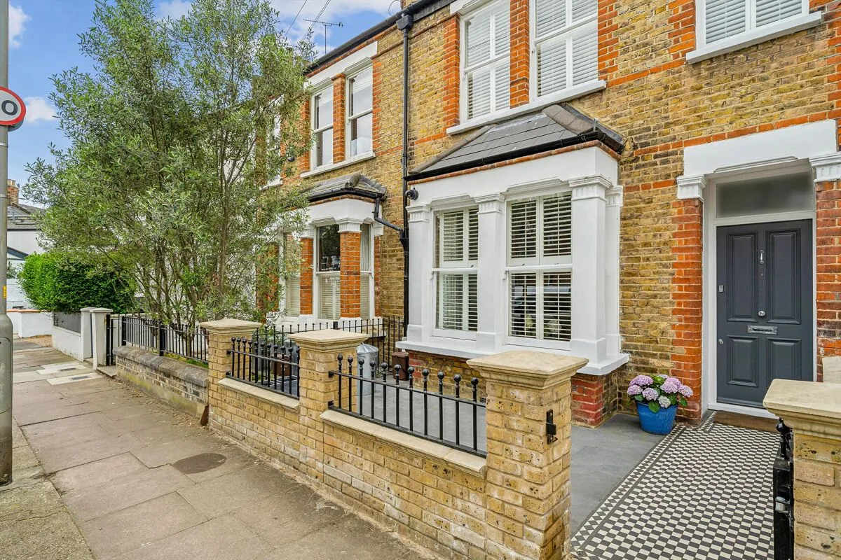 Inman Road, London, SW18, photo 19