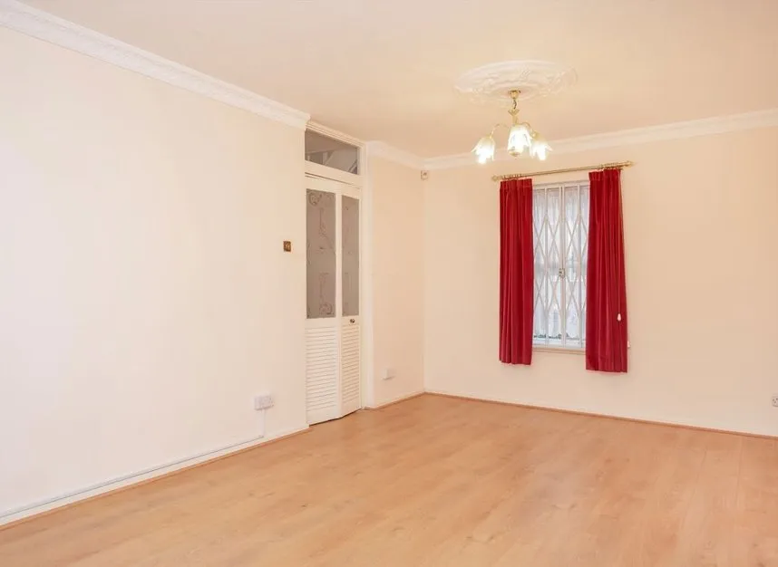 Plimsoll Close, Canary Wharf, E14, photo 7