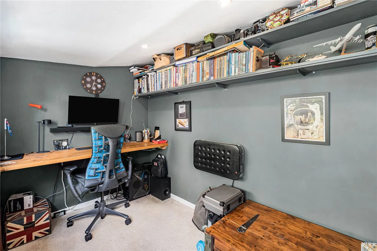 Gloucester Road, Cirencester, GL7, photo 7