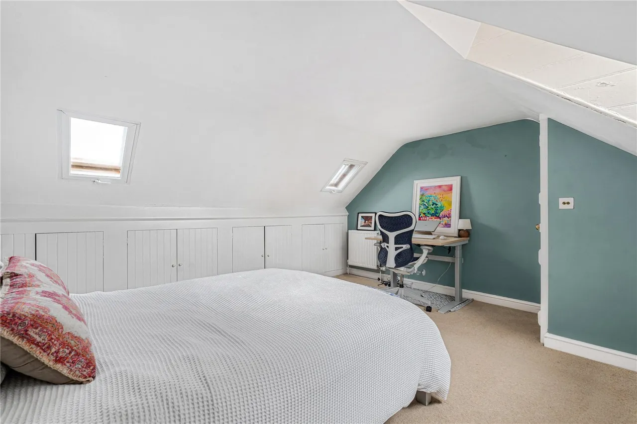 Gloucester Road, Cirencester, GL7, photo 10