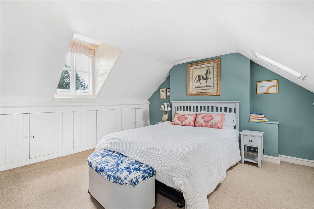 Gloucester Road, Cirencester, GL7, photo 9