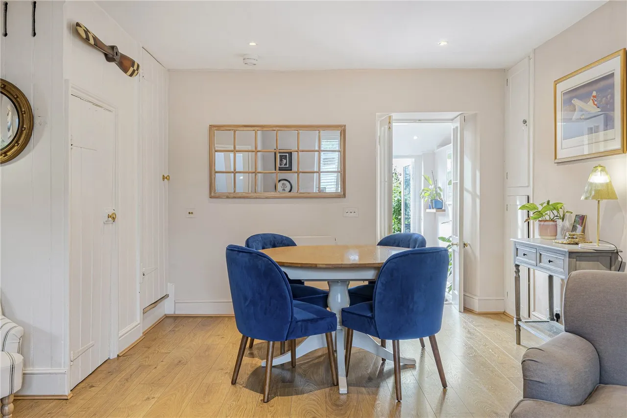 Gloucester Road, Cirencester, GL7, photo 3