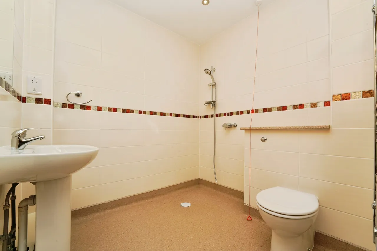 Honeybourne Gate, GL51, photo 9