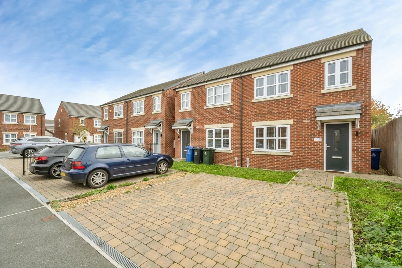 Avro Way, Blaxton, DN9, photo 5