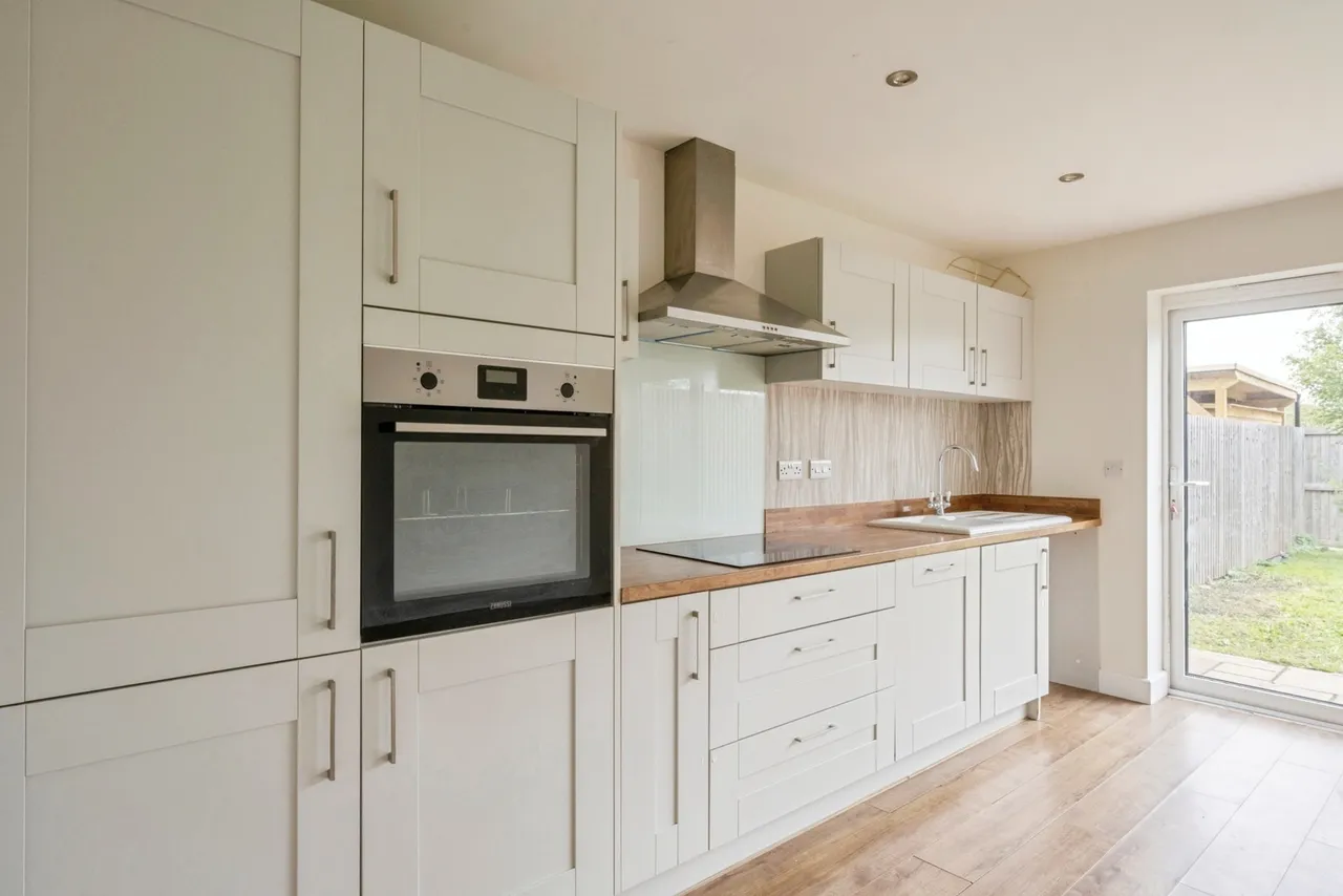Avro Way, Blaxton, DN9, photo 10