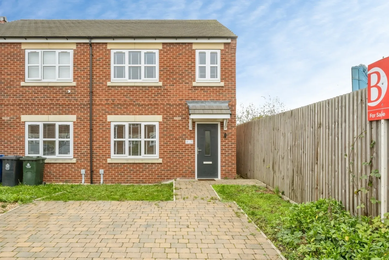 3 bed house for sale, Avro Way, Blaxton, DN9