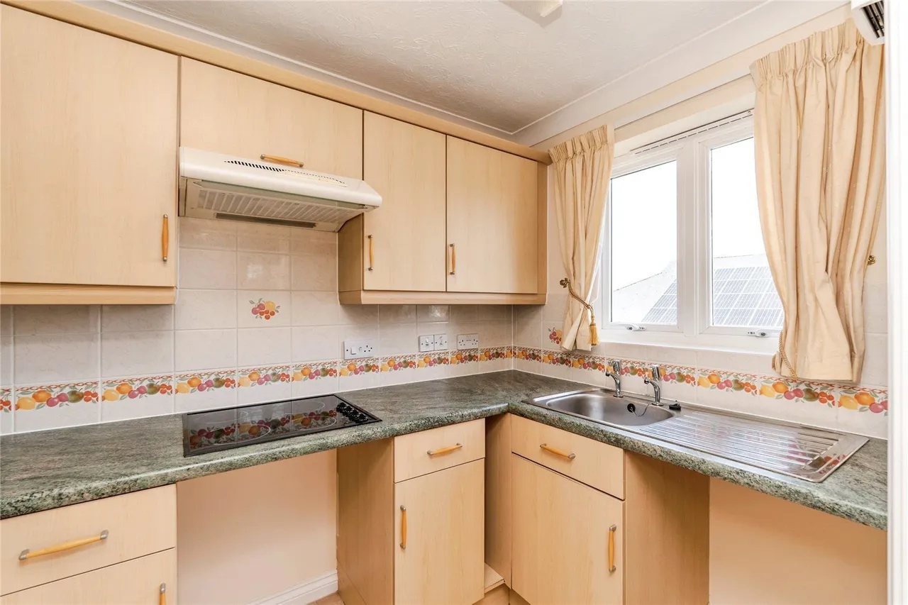 Alma Road, Romsey, SO51, photo 6