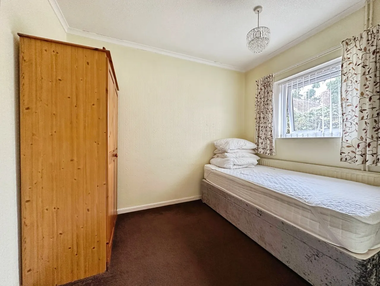 Stilwell Close, Yateley, GU46, photo 5
