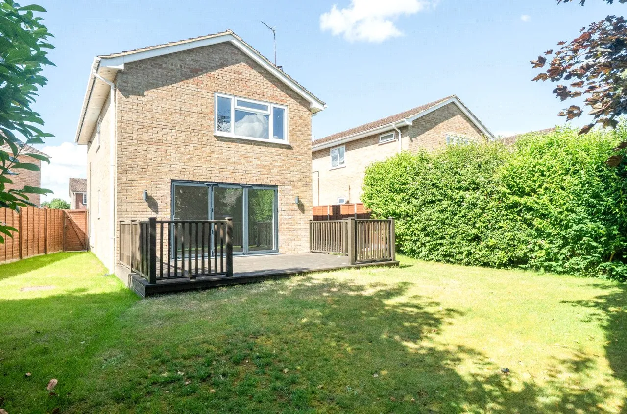 Romans Gate, Pamber Heath, Tadley, Hampshire, RG26 3EH, photo 11