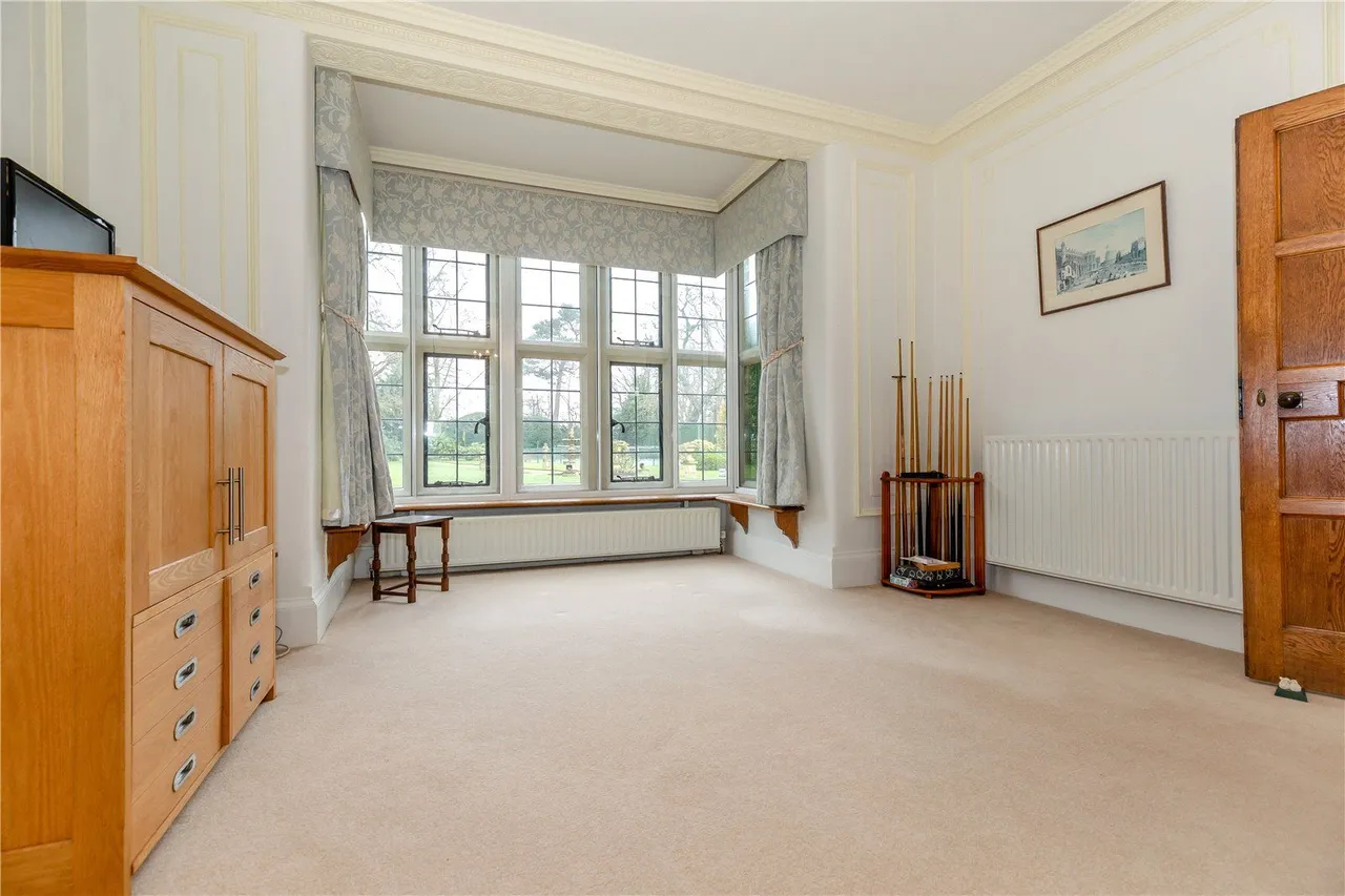 Slingsby Walk, Harrogate, North Yorkshire, HG2 8LN, photo 7