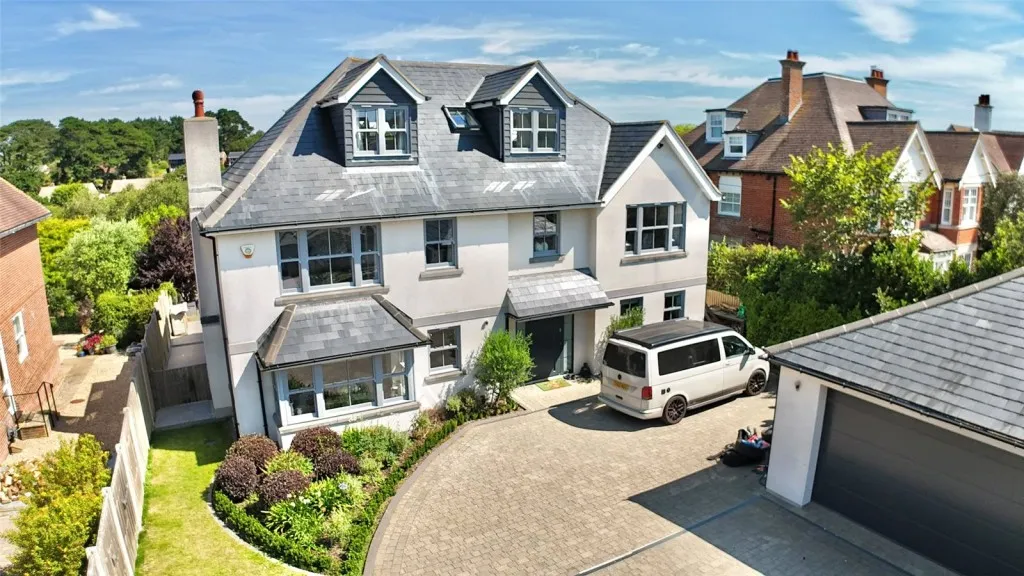 5 bed house for sale, Milford on Sea, Lymington