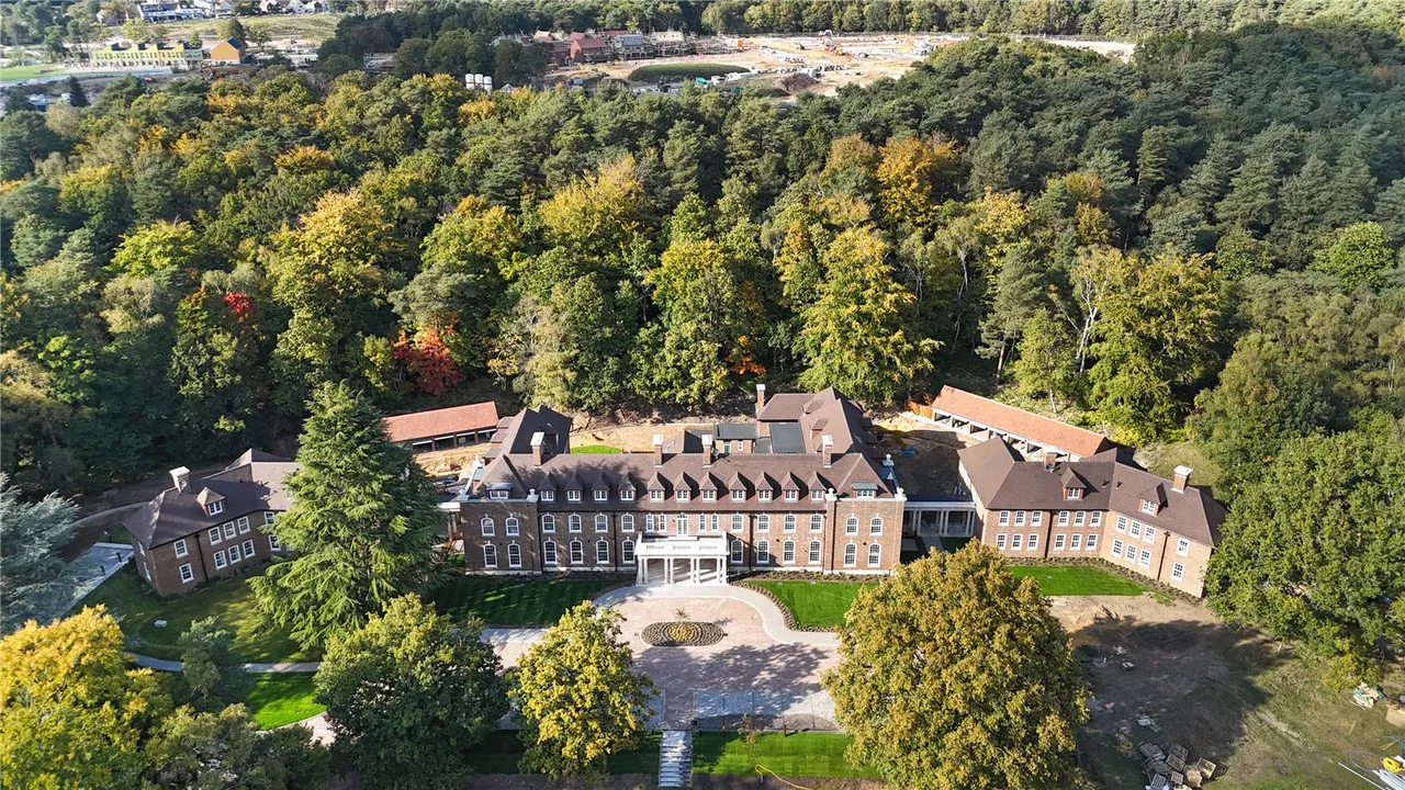 2 bed flat for sale — Brunswick Road, Deepcut, Camberley, Surrey, GU16 6UP