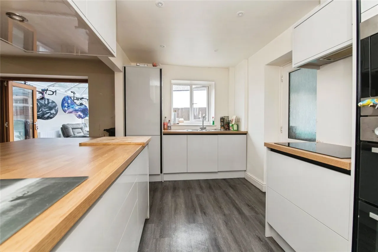 Walpole Close, Exeter, EX4, photo 6
