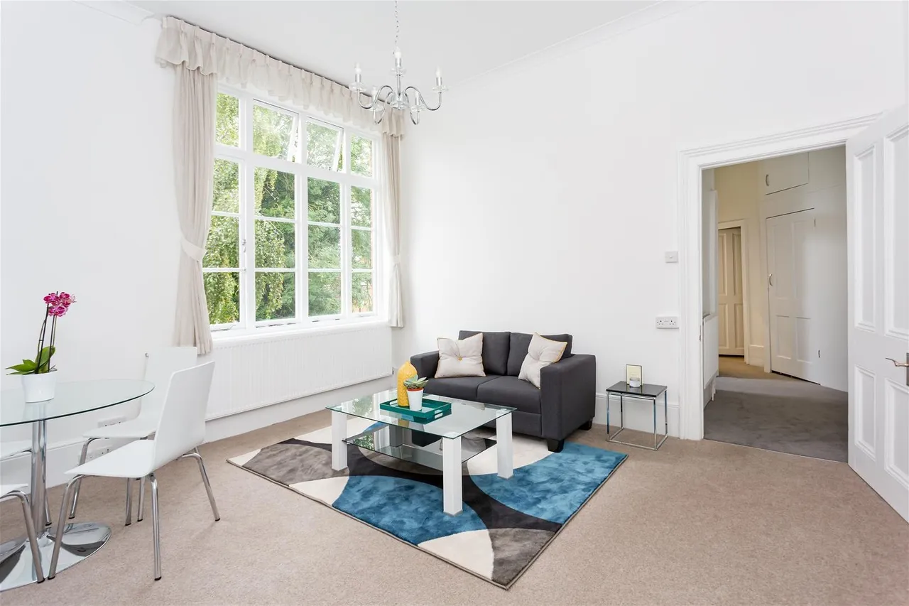 1 bed flat for sale, Broadhurst Gardens, South Hampstead, NW6