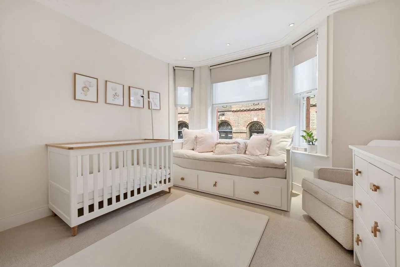 Buckingham Gate, London, SW1E, photo 10