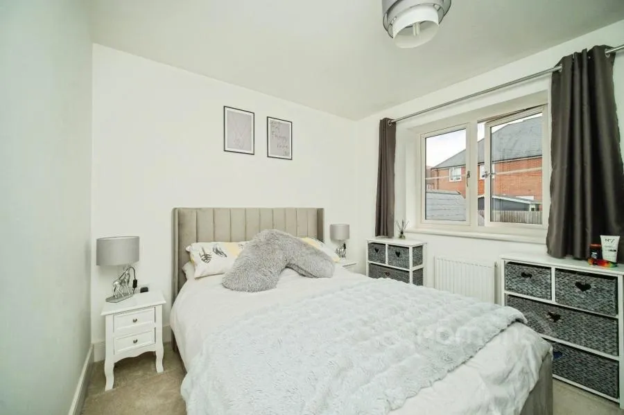 White Clover Drive, Basingstoke, RG23, photo 12