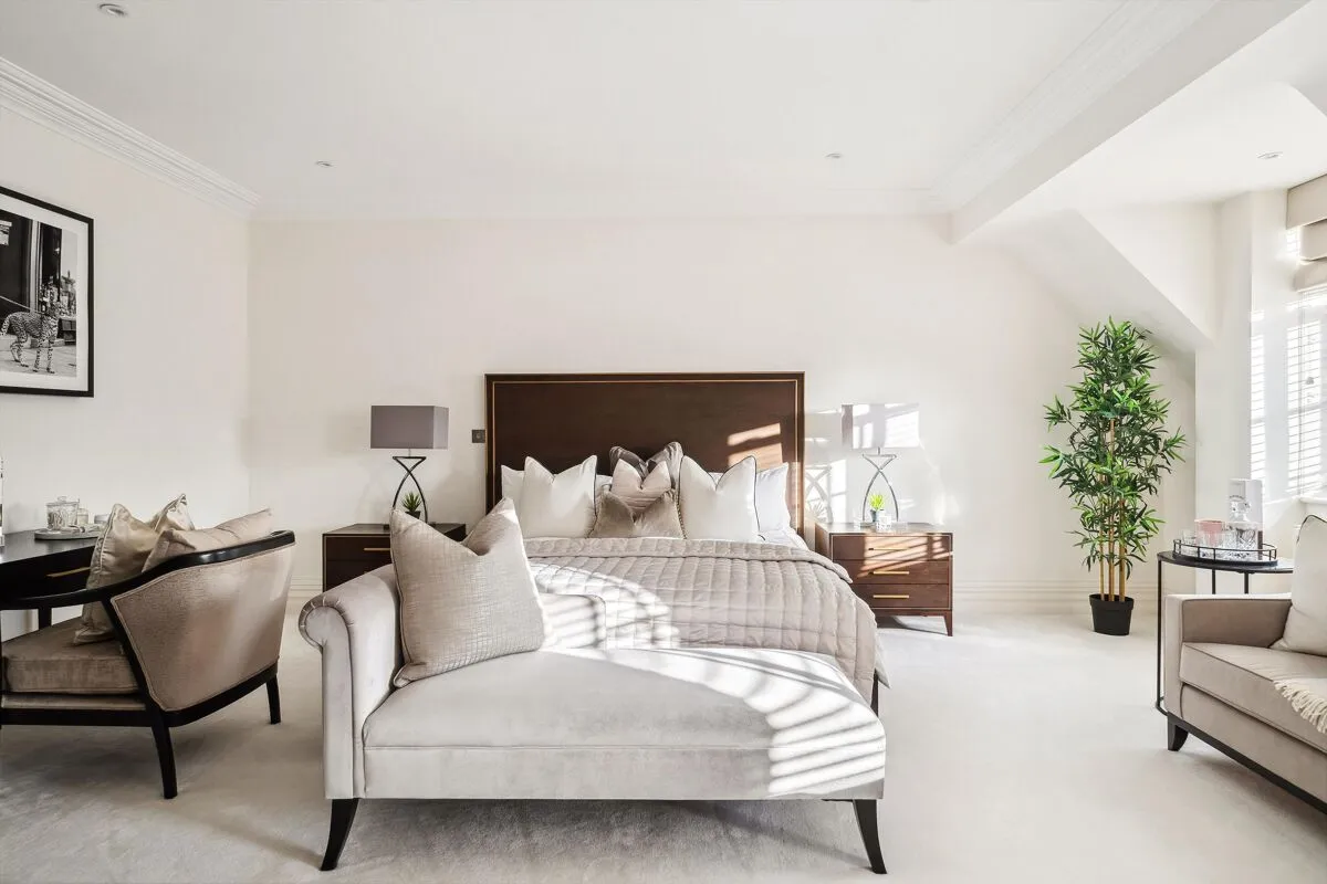 Moles Hill, Oxshott, KT22, photo 26