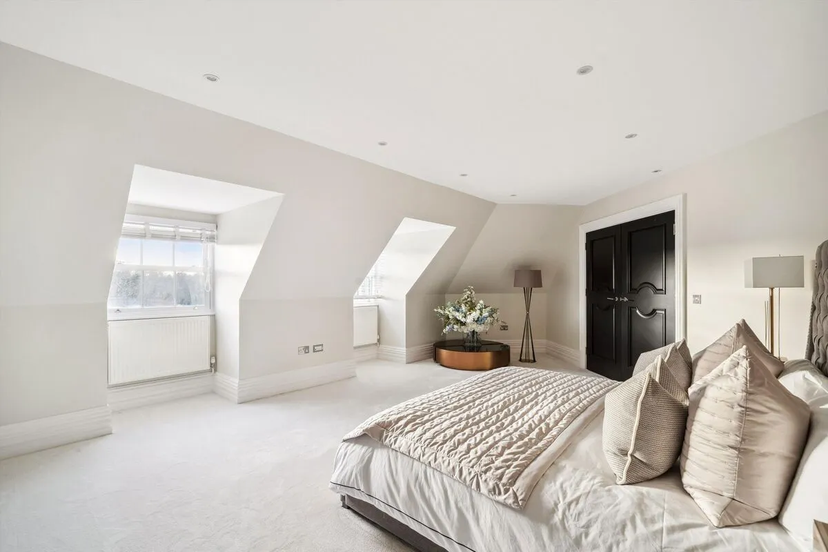 Moles Hill, Oxshott, KT22, photo 19