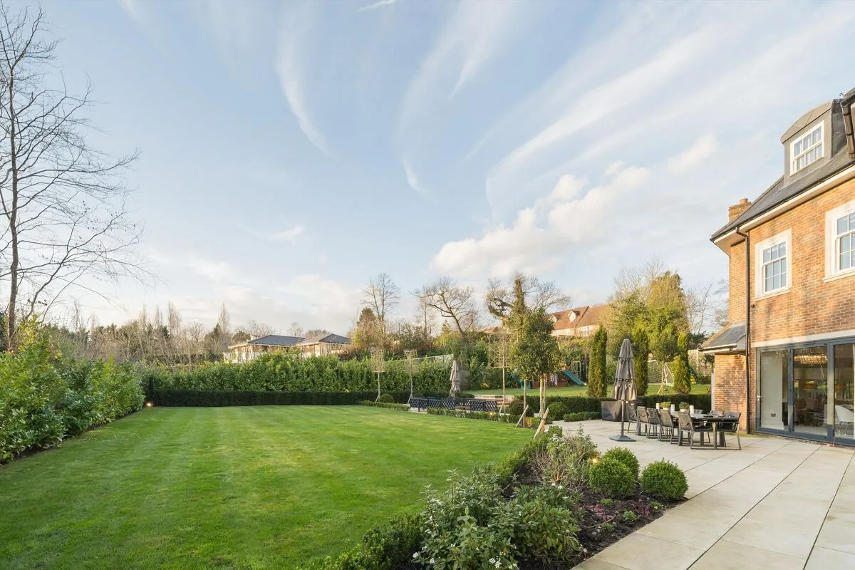 Moles Hill, Oxshott, KT22, photo 14