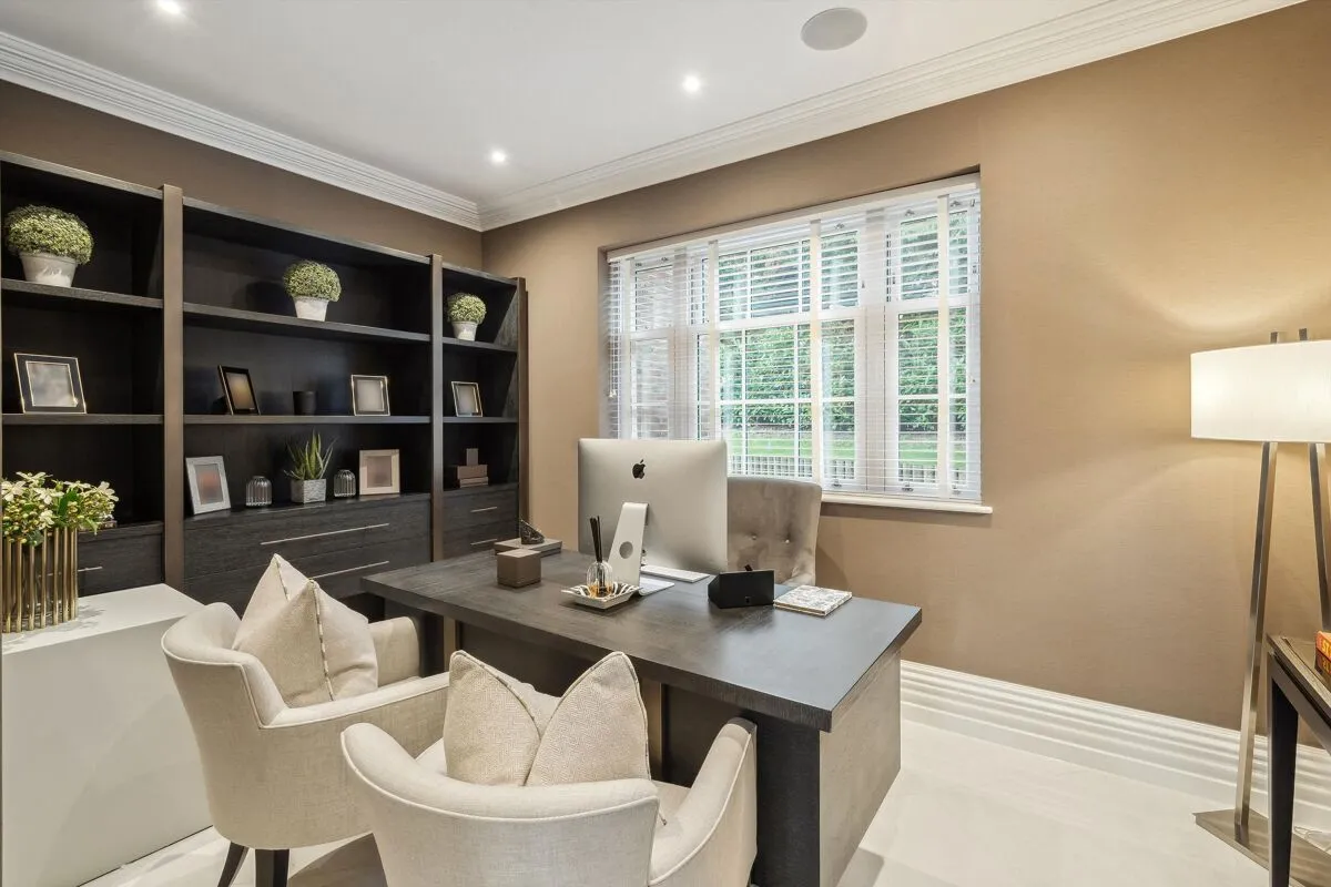 Moles Hill, Oxshott, KT22, photo 9